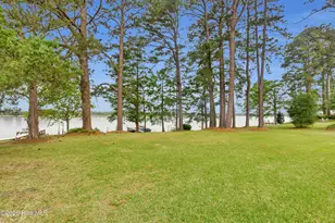 402 Madam Moores Ln, New Bern, NC 28562 - Photo 36