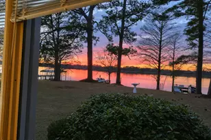 402 Madam Moores Ln, New Bern, NC 28562 - Photo 6