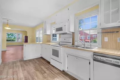 402 Madam Moores Lane, New Bern, NC 28562 - Photo 14