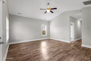 335 Dwight St, Holly Ridge, NC 28445 - Photo 6