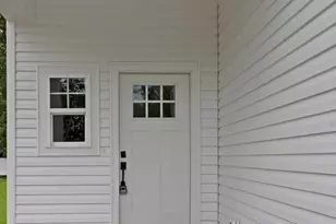410 Summit St, Aberdeen, NC 28315 - Photo 2