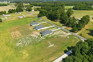 911 Albrittons Rd, Kinston, NC 28504 - Photo 42
