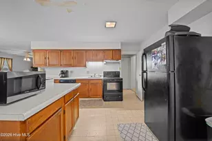 203 E Clinton St, Roseboro, NC 28382 - Photo 22