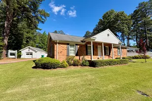 408 W Woodlawn Dr, Williamston, NC 27892 - Photo 2