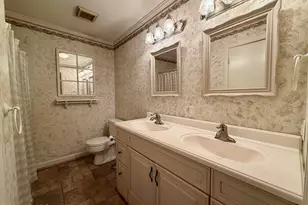408 W Woodlawn Dr, Williamston, NC 27892 - Photo 20