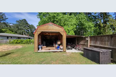 110 Landon Drive, Washington, NC 27889 - Photo 6