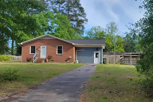110 Landon Dr, Washington, NC 27889 - Photo 1