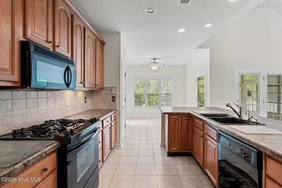 8887 Lansdowne Drive NW, Calabash, NC 28467 - Photo 10