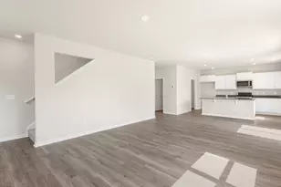 448 Driftwood Dr, Richlands, NC 28574 - Photo 12