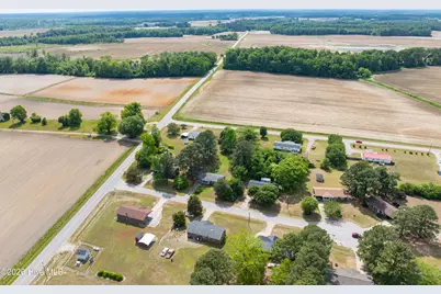 10452 Village Heights, Whitakers, NC 27891 - Photo 4