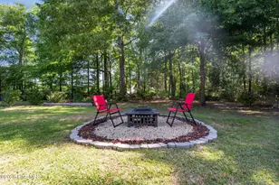 210 Monterey Cir, New Bern, NC 28562 - Photo 40