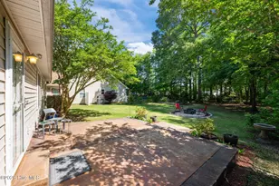 210 Monterey Cir, New Bern, NC 28562 - Photo 38