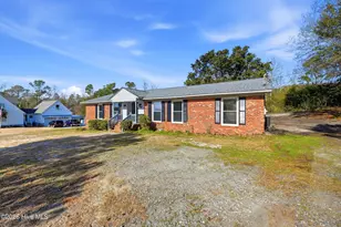 718 Hughes Rd, Hampstead, NC 28443 - Photo 2