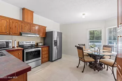 930 Cypress Lakes Circle SE, Bolivia, NC 28422 - Photo 12
