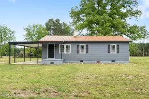 2932 Catherine Lake Rd, Richlands, NC 28574 - Photo 2