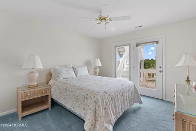 272 Brunswick Avenue W, Holden Beach, NC 28462 - Photo 18