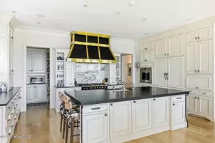 2352 Ocean Point Dr, Wilmington, NC 28405 - Photo 14