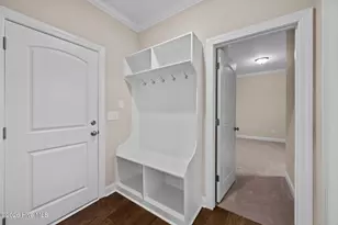 2712 Frances Ct, Grimesland, NC 27837 - Photo 10