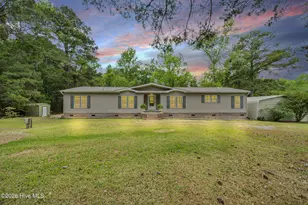552 Colonial Landing Rd SE, Bolivia, NC 28422 - Photo 2