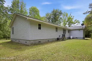 104 Old River Rd, Beaufort, NC 28516 - Photo 6