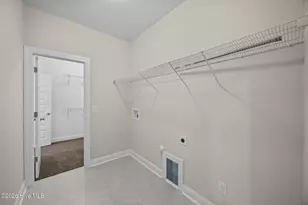 1018 Buckley Dr, Grimesland, NC 27837 - Photo 20