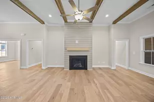 1018 Buckley Dr, Grimesland, NC 27837 - Photo 4