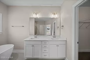 1018 Buckley Dr, Grimesland, NC 27837 - Photo 24