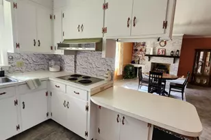 506 S Haughton St, Williamston, NC 27892 - Photo 6