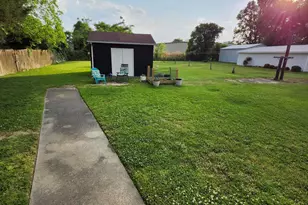 506 S Haughton St, Williamston, NC 27892 - Photo 32