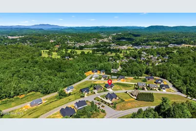 418 Huntington Woods Drive N, Lenoir, NC 28645 - Photo 30