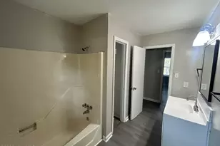 801 Crawford St S, Wilson, NC 27893 - Photo 12