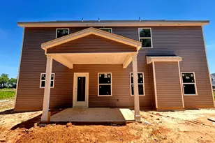 219 Maverick Ln, Dunn, NC 28334 - Photo 4