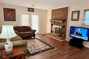 512 S Pine Cone Ln, Jacksonville, NC 28546 - Photo 4