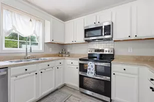310 Combine Ct, Richlands, NC 28574 - Photo 16