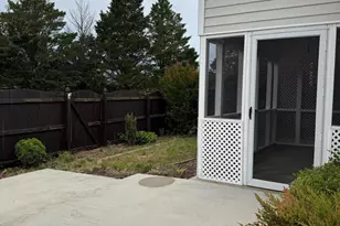 2060 Cambria Dr, Greenville, NC 27834 - Photo 10