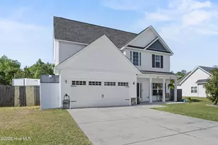 315 Bubbling Brook Ln, Jacksonville, NC 28546 - Photo 4