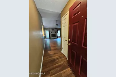 218 Foxwood Court, Jacksonville, NC 28540 - Photo 2