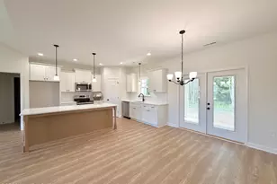 3714 Chatsworth Dr, La Grange, NC 28551 - Photo 6
