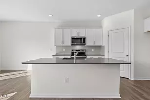 3066 Bayview Dr, Vass, NC 28394 - Photo 6