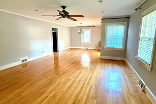 2106 Southview Dr, Greenville, NC 27858 - Photo 2