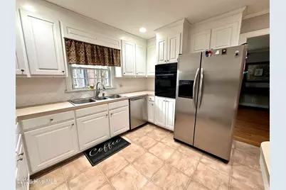 2106 Southview Drive, Greenville, NC 27858 - Photo 16