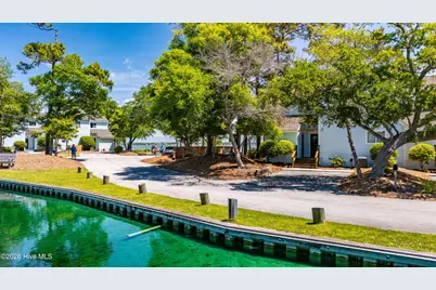 142 Lagoon Lane, Pine Knoll Shores, NC 28512 - Photo 38