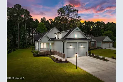 527 S Middleton Drive NW, Calabash, NC 28467 - Photo 2