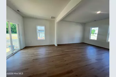 504 Bartley Street, Vass, NC 28394 - Photo 6
