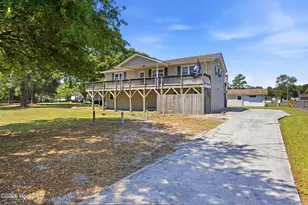 109 Gull Dr, Sneads Ferry, NC 28460 - Photo 2