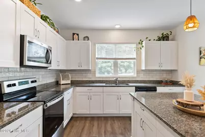 1405 Creekfront Drive, Wilmington, NC 28401 - Photo 20