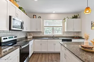 1405 Creekfront Dr, Wilmington, NC 28401 - Photo 20