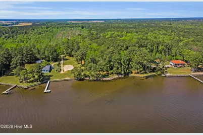 235 Myrtlewood Lane, Bayboro, NC 28515 - Photo 2