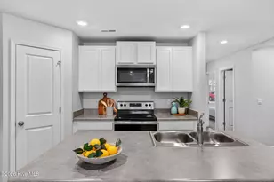 2117 Southern Bayberry Ln, Leland, NC 28451 - Photo 8