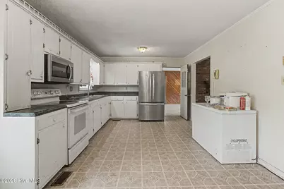 2498 Nc Highway 53, Elizabethtown, NC 28337 - Photo 8